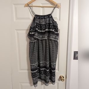 Sassy Doll black and white tiered strappy dress size 1X